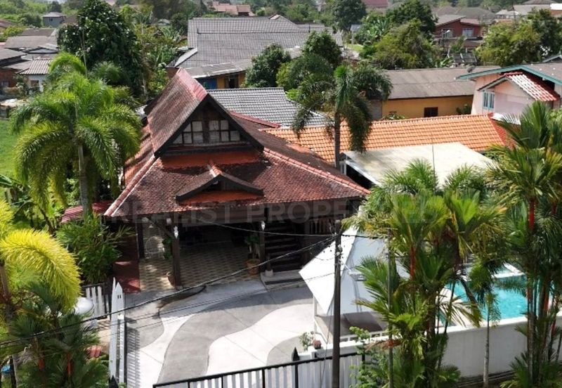 VILLA MEWAH, KUALA TERENGGANU