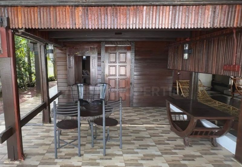 VILLA MEWAH, KUALA TERENGGANU