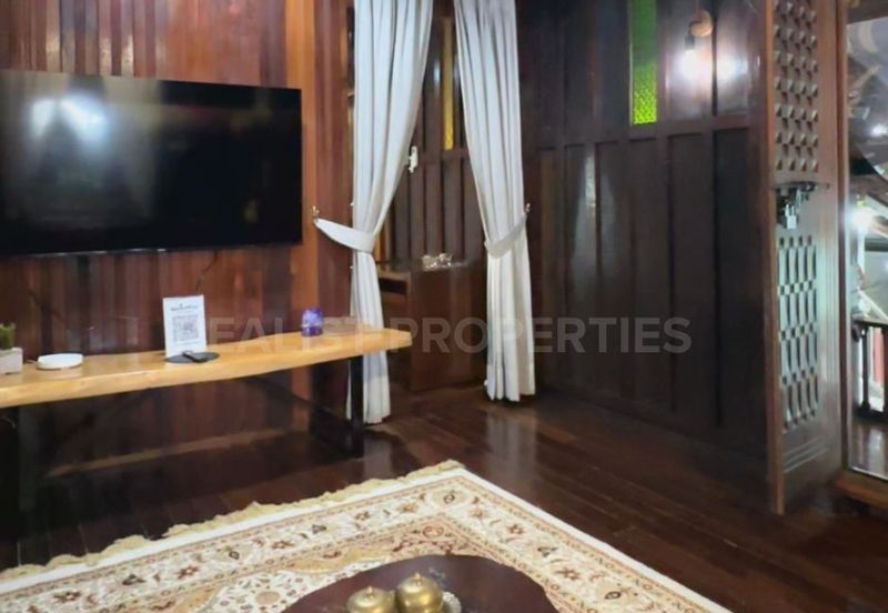 VILLA MEWAH, KUALA TERENGGANU