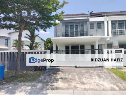 Endlot Double Storey Facing Playground, Aquina , Selangor, Shah Alam