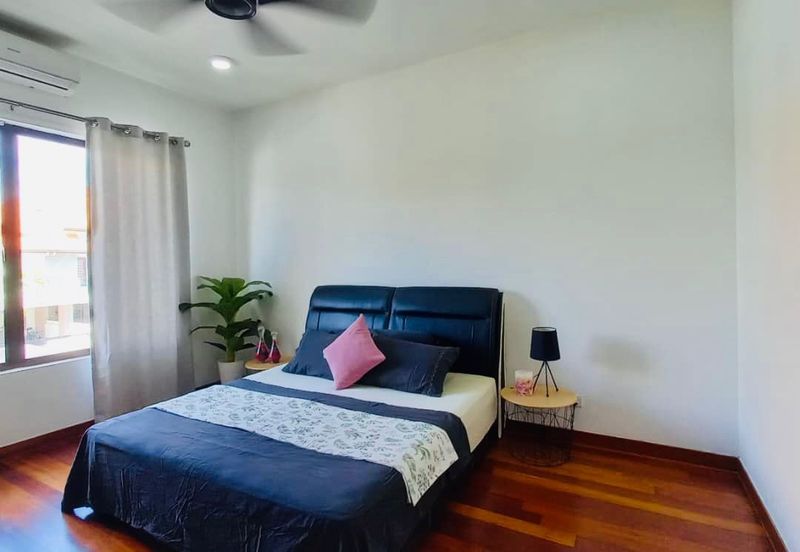 Pentas 6 @ Alam Impian