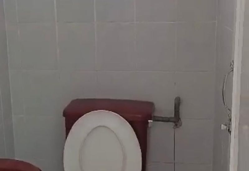 Flat For Ssle in Tawas Damai