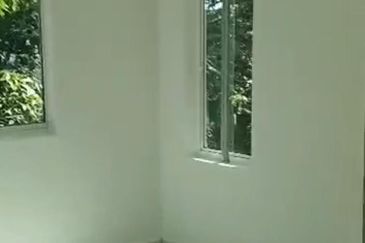 Flat For Ssle in Tawas Damai