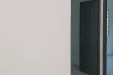 Flat For Ssle in Tawas Damai