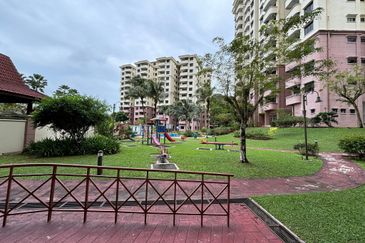 MERU VALLEY RESORT (GOLF VISTA APARTMENT