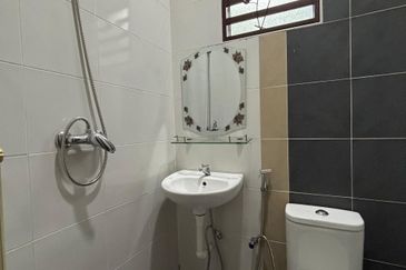 Villa MDP Bercham For Rent