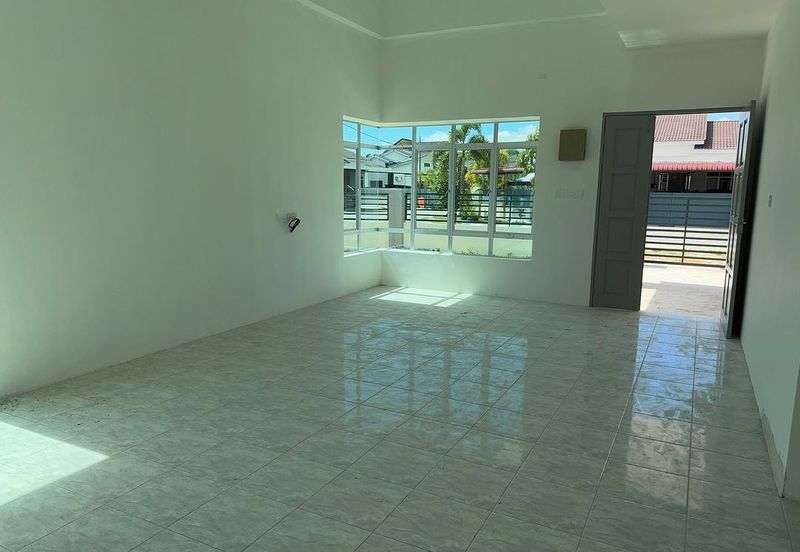 SEMI-DETACHED SINGLE STOREY HOUSE SABAK BERNAM SELANGOR ✅ NO DEPOSIT ✅BOOKING 1K  ✅ FREE LEGAL & STAMP DUTY ✅FREEHOLD ✅EXTRA LAND 