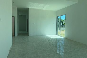 SEMI-DETACHED SINGLE STOREY HOUSE SABAK BERNAM SELANGOR ✅ NO DEPOSIT ✅BOOKING 1K  ✅ FREE LEGAL & STAMP DUTY ✅FREEHOLD ✅EXTRA LAND 