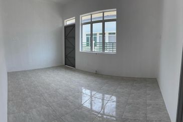 SEMI-DETACHED SINGLE STOREY HOUSE SABAK BERNAM SELANGOR ✅ NO DEPOSIT ✅BOOKING 1K  ✅ FREE LEGAL & STAMP DUTY ✅FREEHOLD ✅EXTRA LAND 