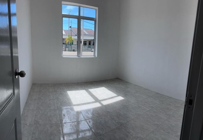 SEMI-DETACHED SINGLE STOREY HOUSE SABAK BERNAM SELANGOR ✅ NO DEPOSIT ✅BOOKING 1K  ✅ FREE LEGAL & STAMP DUTY ✅FREEHOLD ✅EXTRA LAND 