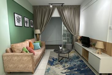 FULL LOAN BOOKING 1K FREEHOLD BALCONY SWIMMING POOL Alam Sari Condo