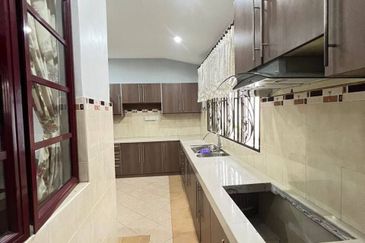 Jalan Sepah Puteri 5/7