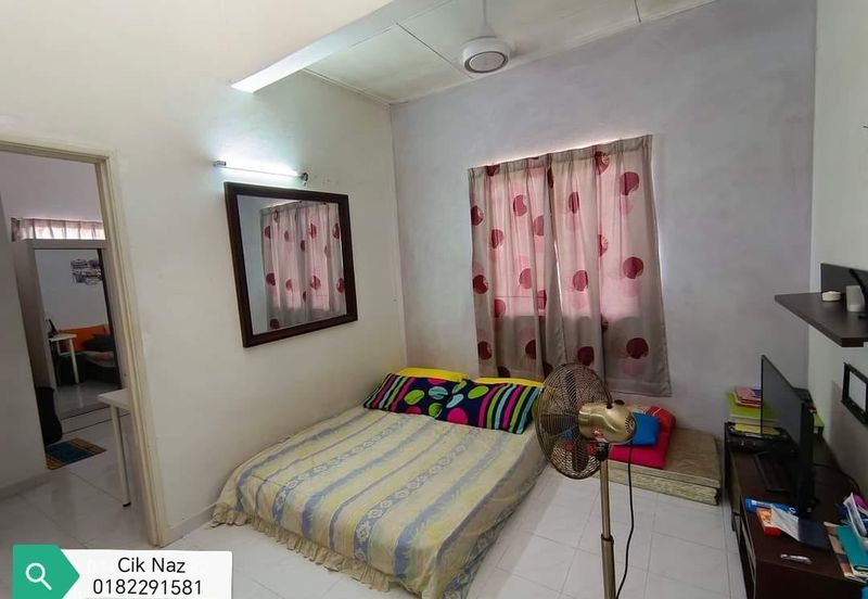 Corner Lot, 2 Storey Terrace Subang Bestari 