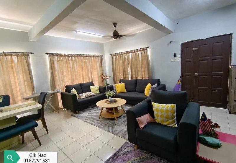 Corner Lot, 2 Storey Terrace Subang Bestari 