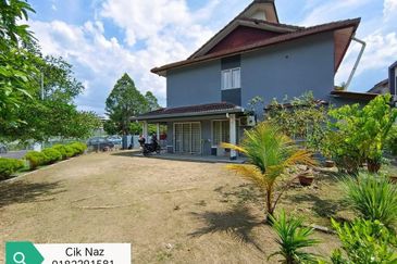 Corner Lot, 2 Storey Terrace Subang Bestari 