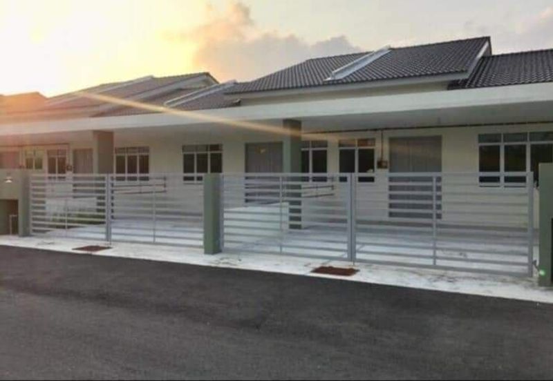 Taman Baiduri, Sabak Bernam