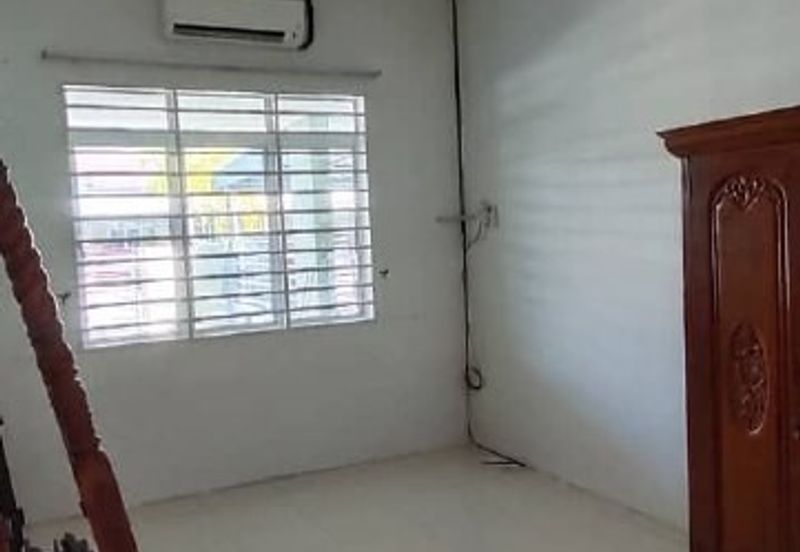 Taman Baiduri, Sabak Bernam