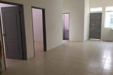 Taman Baiduri, Sabak Bernam