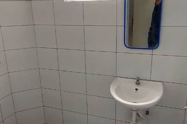 Taman Baiduri, Sabak Bernam