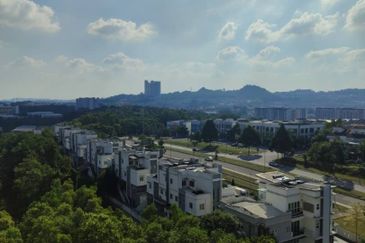 Sutera Apartment, Bandar Tun Hussein Onn