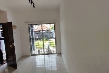 Persiaran Puncak Alam 2 