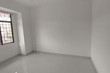 Persiaran Puncak Alam 2 