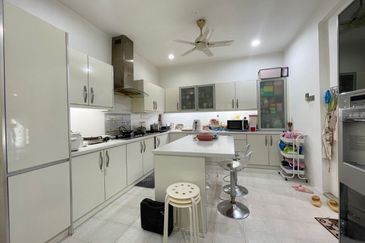 Seksyen 3, Shah Alam