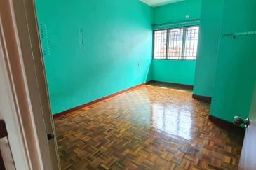 Jalan Sepah Puteri 5/12