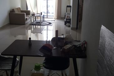 Residensi Zamrud (Zamrud Residensi)