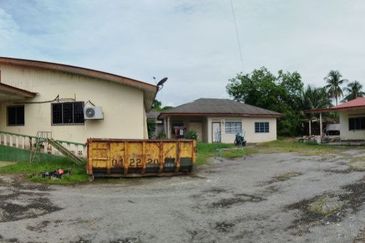 Kampung Sungai Sekamat