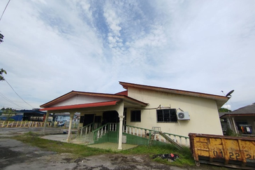 Kampung Sungai Sekamat