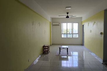 The Residence 1 @ Tiara South