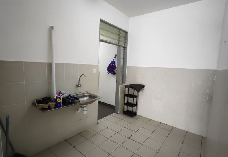 Residensi prima falim for rent basic condition gated and guarded