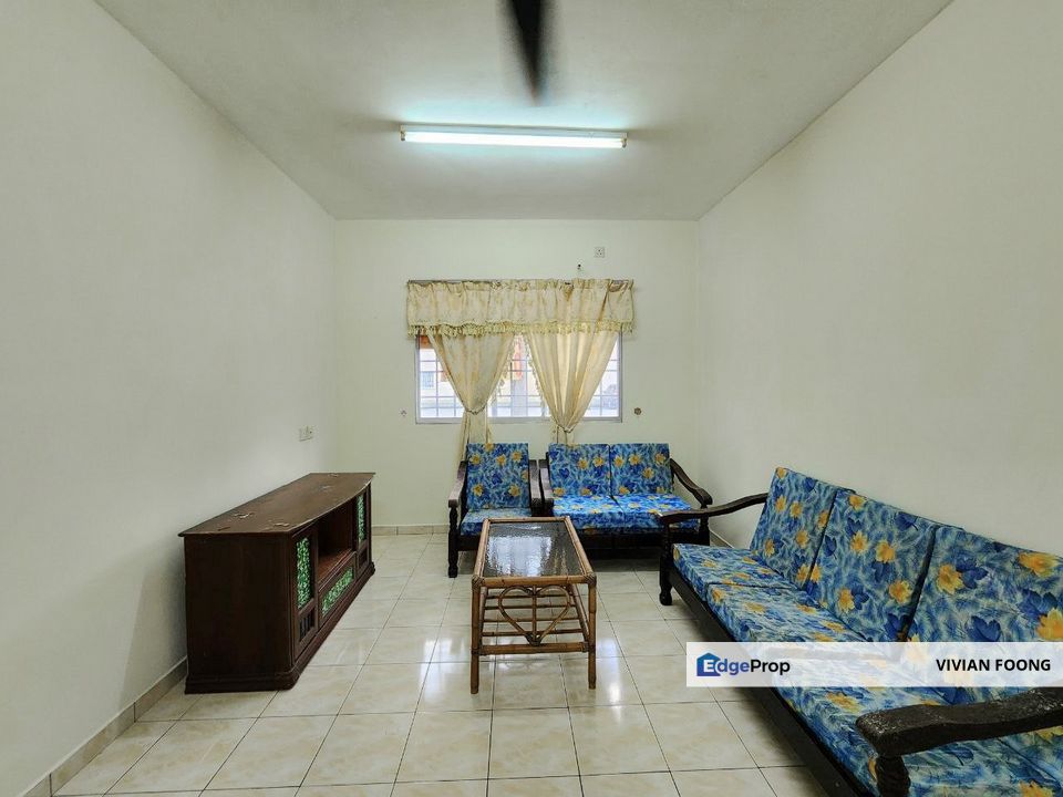 Tambun permai lake view apartment for rent partially furnished gated and guarded, Perak, Ipoh