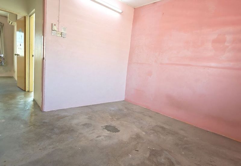 TAMAN BANDAR BARU MENGLEMBU