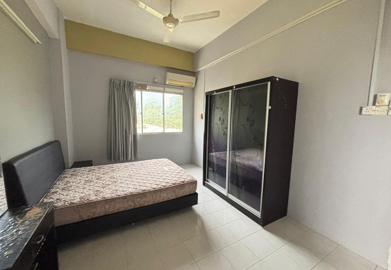 LE COURTS DESA TAMBUN