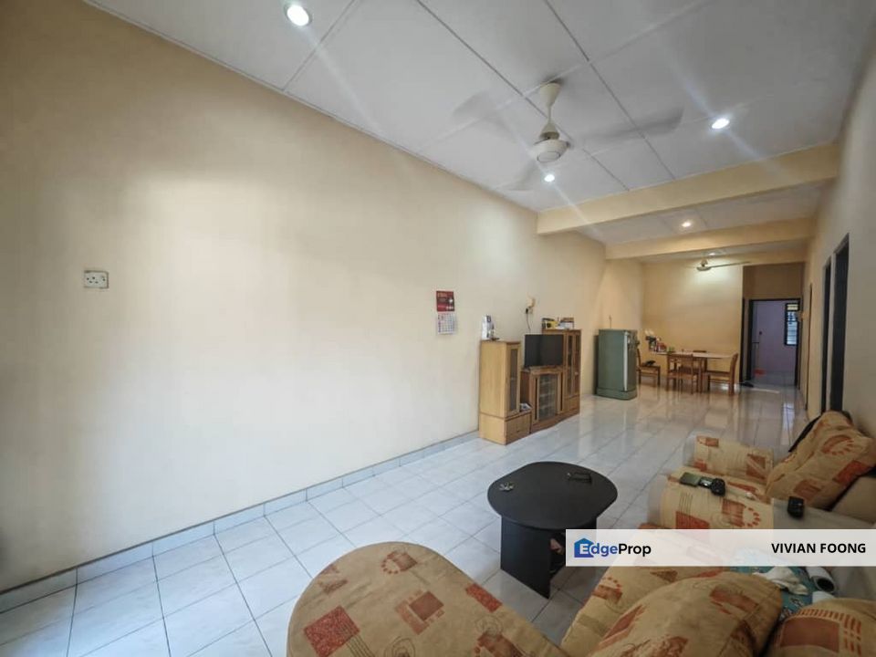 Puncak Jelapang, Ipoh, Perak terrace house basic condition good condition, Perak, Ipoh
