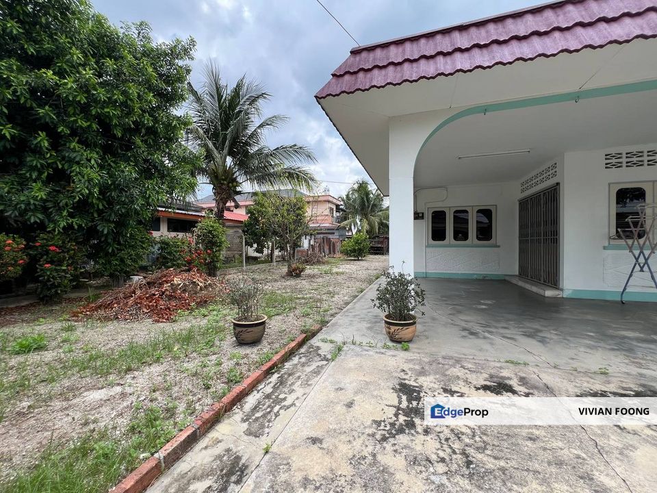 TAMAN JALONG, Kuala Kangsar, Perak bungalow for sale good location, Perak, Kuala Kangsar