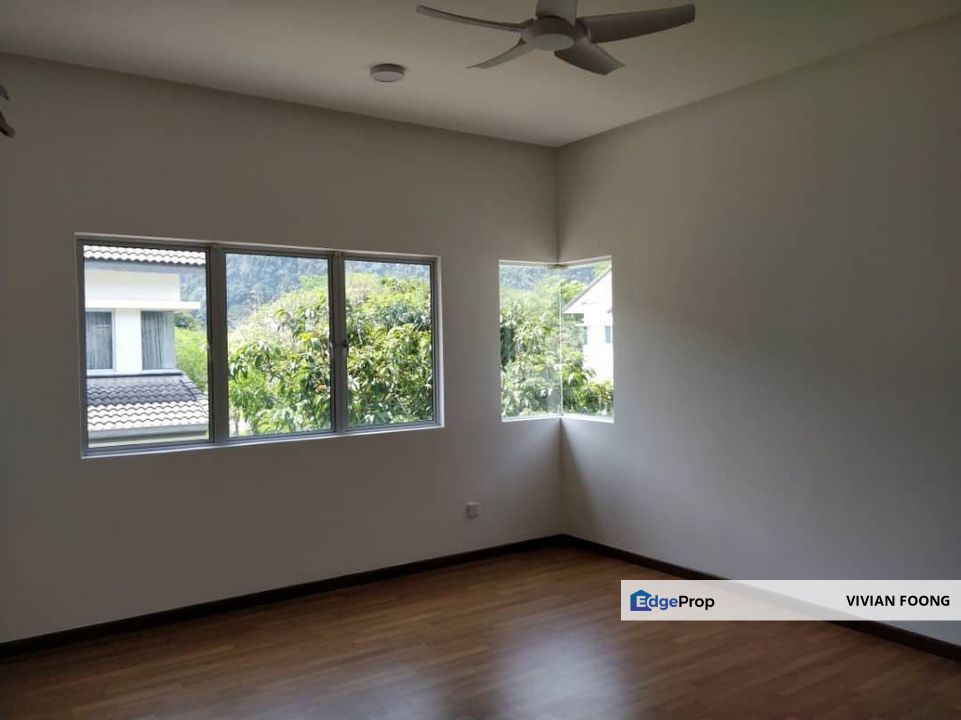 MontBleu Residence, Ipoh, Perak for sale townhouse well maintain upper unit gated and guarded facilities, Perak, Ipoh