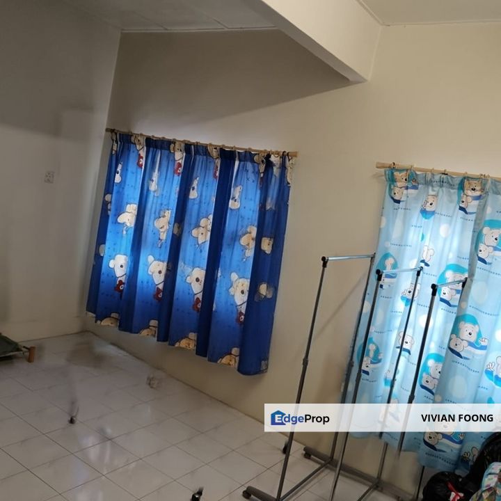 Taman Mas Falim, Ipoh, Perak for sale terrace house basic condition well maintain great located, Perak, Ipoh