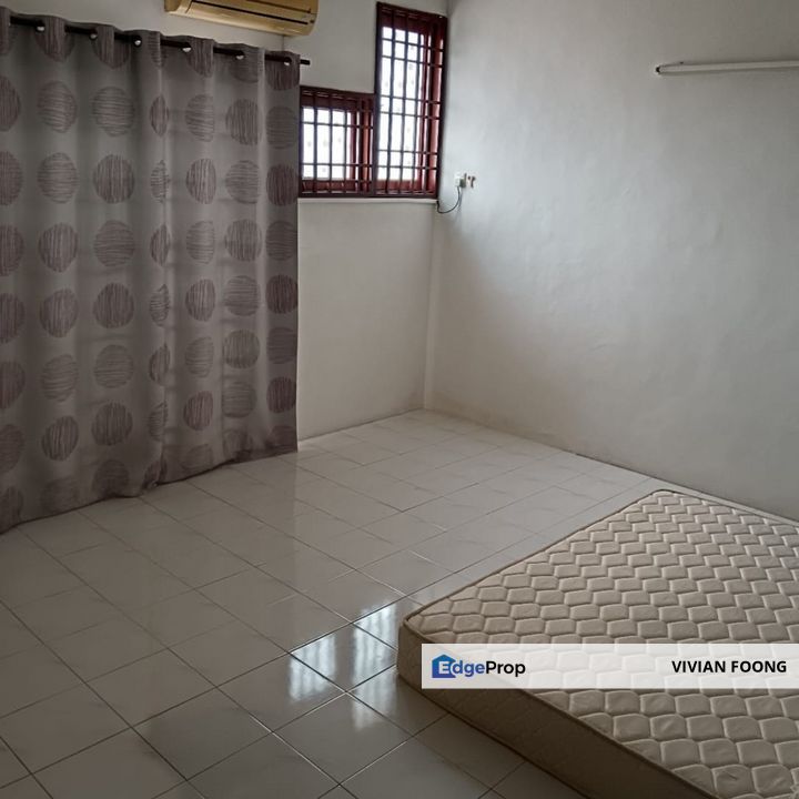 Taman Mas Falim, Ipoh, Perak for sale terrace house basic condition well maintain great located, Perak, Ipoh