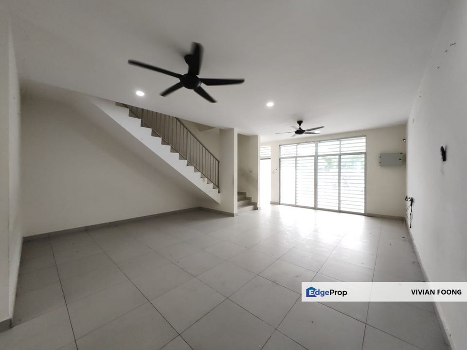 Pine Park, Chemor, Perak for sale terracen house chemor gated and guarded freehold basic condition move in condition cozy living, Perak, Chemor