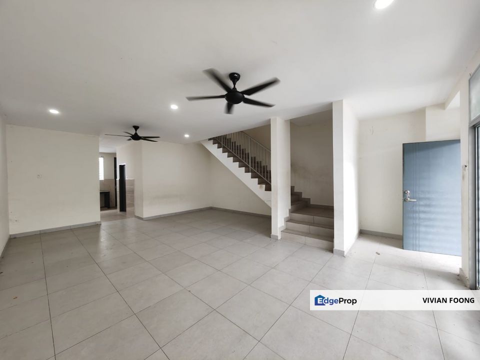 Pine Park, Chemor, Perak for sale terracen house chemor gated and guarded freehold basic condition move in condition cozy living, Perak, Chemor