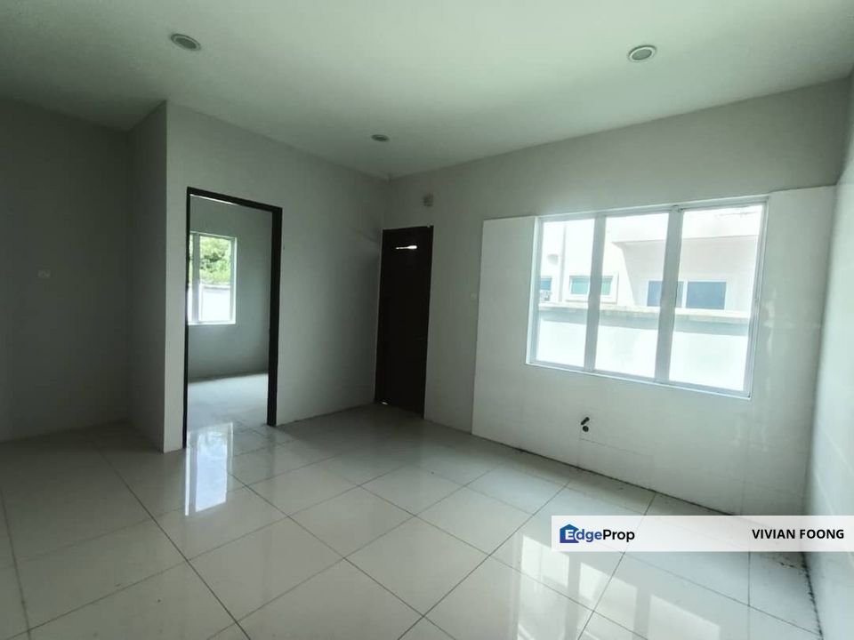 Meru Hill Bungalow, Ipoh, Perak for rent basic condition gated and guarded, Perak, Ipoh