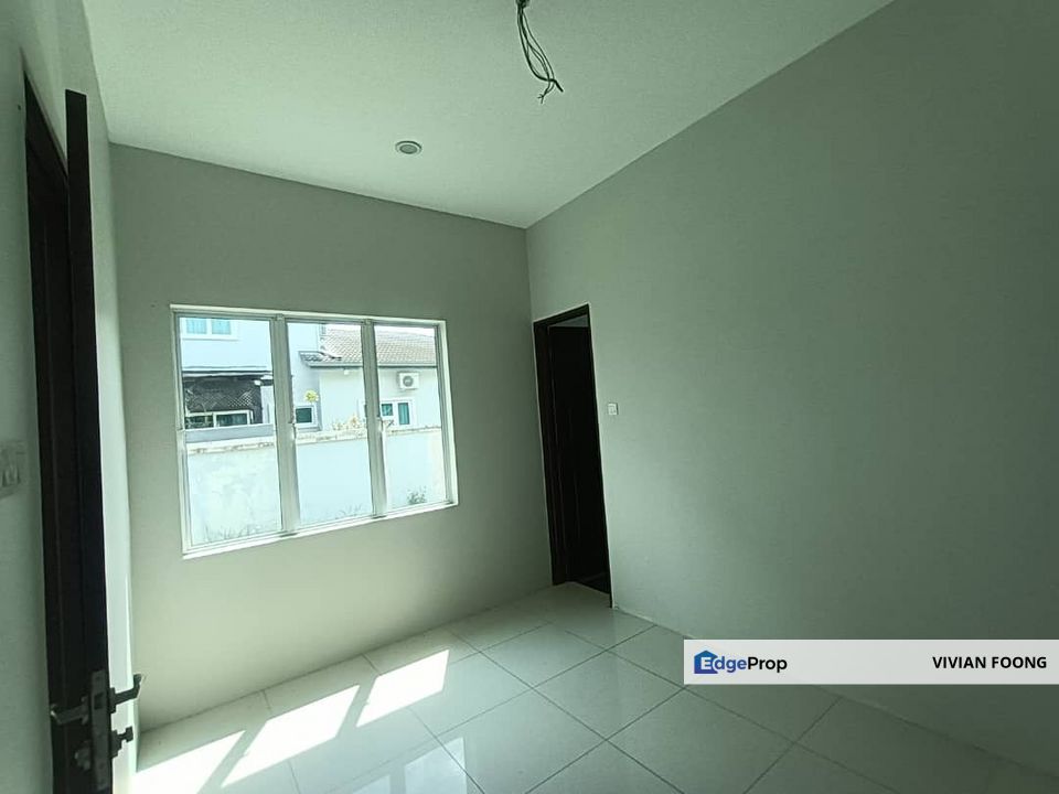 Meru Hill Bungalow, Ipoh, Perak for rent basic condition gated and guarded, Perak, Ipoh