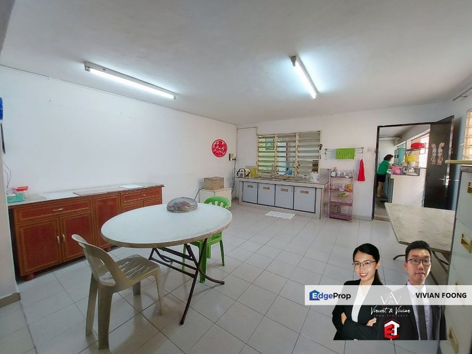 Taman Chateau, Ipoh, Perak for rent bungalow corner, Perak, Ipoh