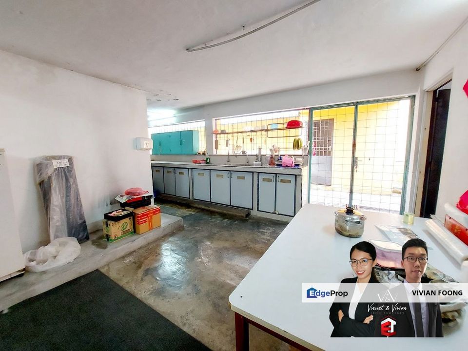 Taman Chateau, Ipoh, Perak for rent bungalow corner, Perak, Ipoh