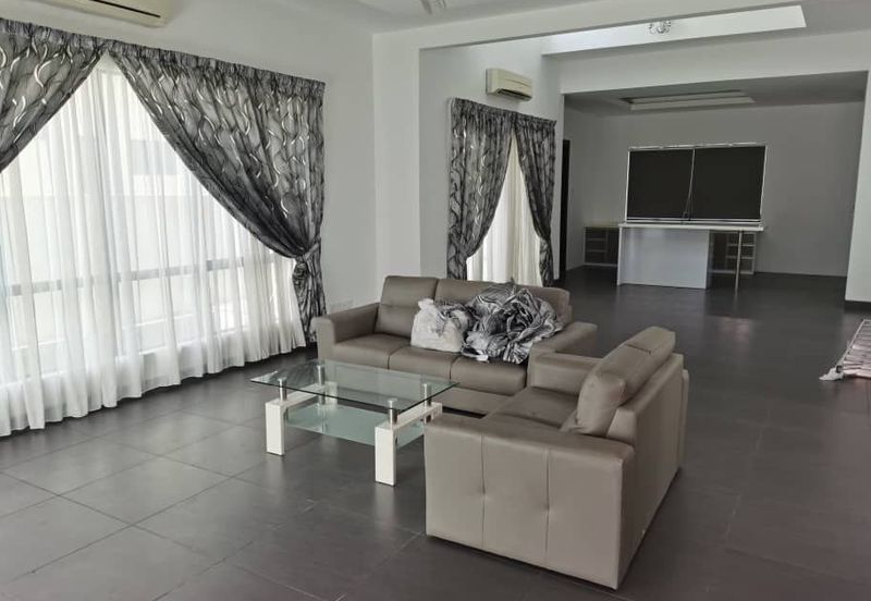 Enclave @ Tiger Lane