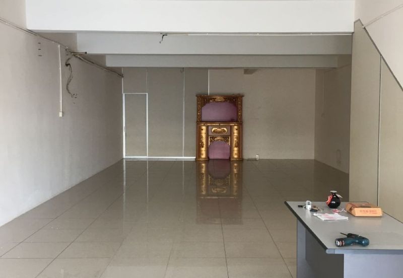 Jalan Pasir Puteh, Station 18