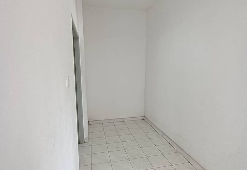 MERU VALLEY RESORT (GOLF VISTA APARTMENT